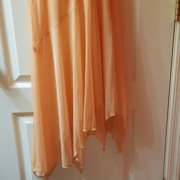 Formal Dress size small - Picture 2 of 6